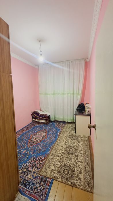 Srochno Sotiladi. 3 xonali kvartira, remonti o'rtacha, zo'r lokatsiya