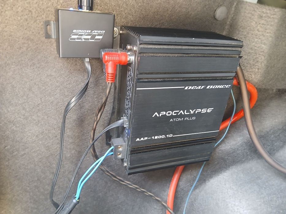 Самбуфер усилитель комплект сотилади