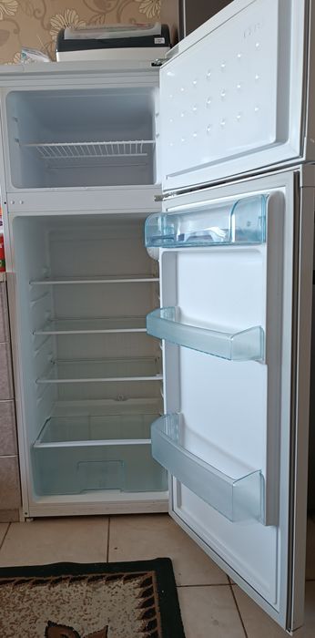 Хладилник Beko..
