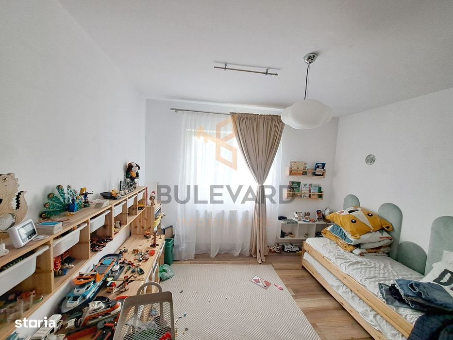 Apartament cu 3 camere în Zorilor| Vedere spre oraș | Mobilat și utila