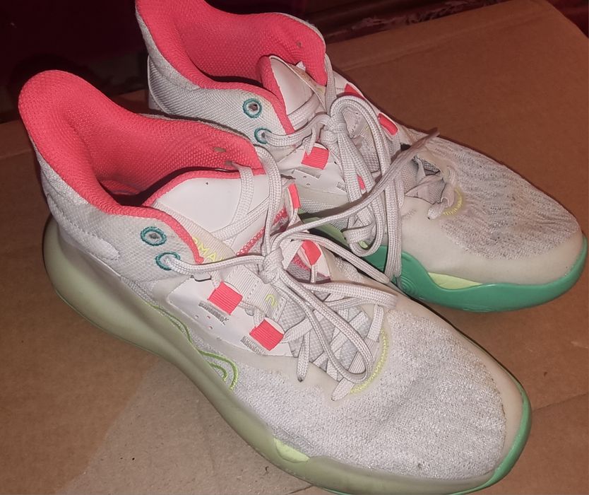 Ghete baschet Decathlon