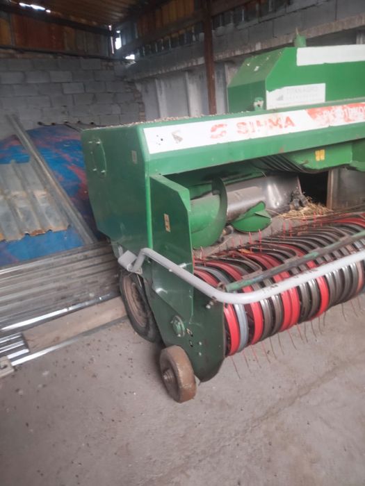 Продается пресс подборщик