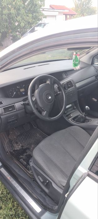 Рено Вел сатис !