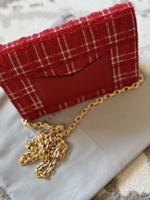 Бренд Сумкалар сатылады