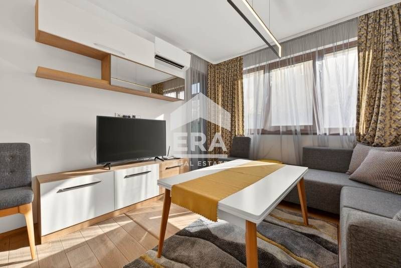 Продава се Двустаен апартамент в Варна, м-т Траката - 53 кв.м за 1317 €/кв.м - Снимка #1