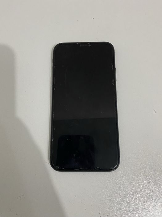 iphone 11 в отличном состаяние