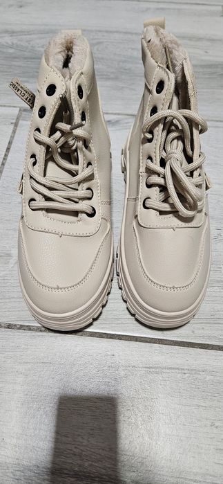 Ghete dama marimea 36 Nou