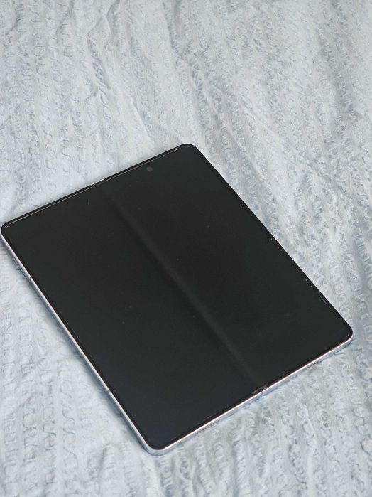 Samsung Z Fold 5