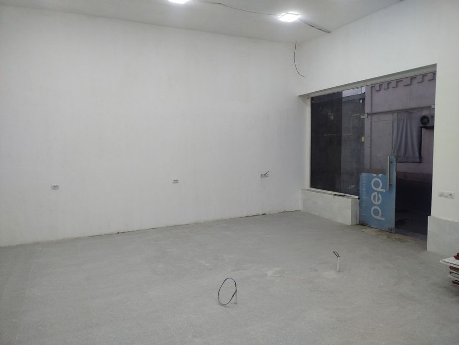 Сдаётся Шайхонтохурский район  Самарканд Дарвоза  Помещение 48 кв.