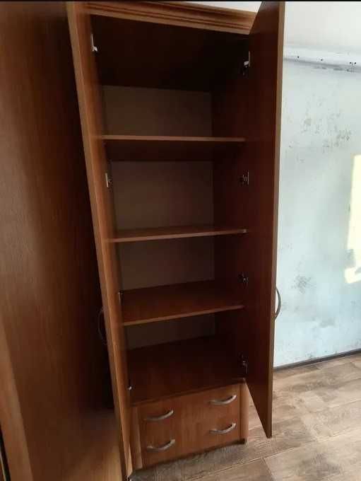 Шкаф угловой б/у, самовывоз