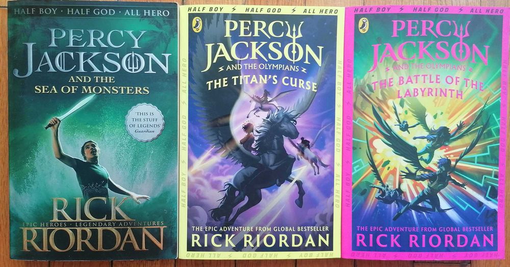 Пърси Джаксън книги на английски език. Книгите са нови, 3 броя.