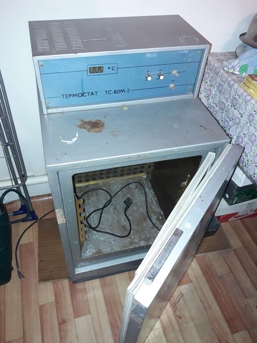 продам суховоздушный термостат тс-80м-2