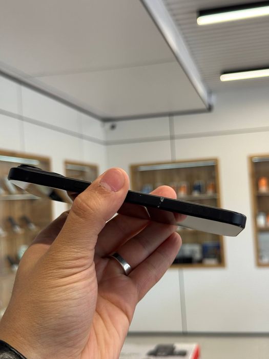 iPhone 15 128 GB