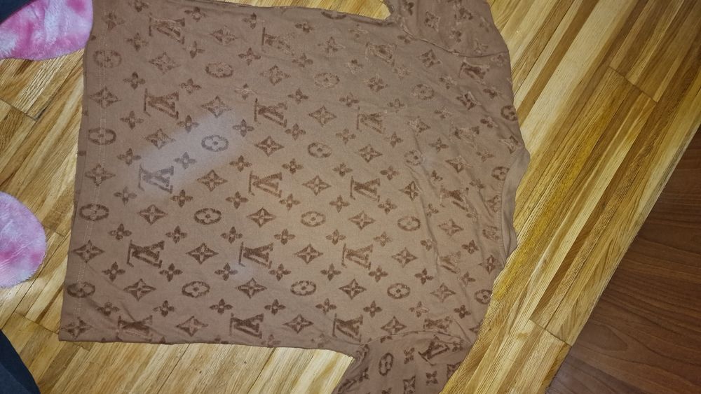 Оригинална тениска