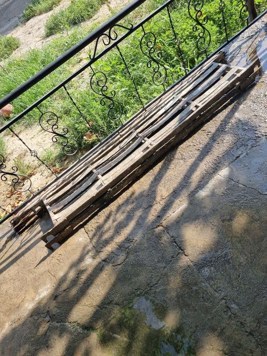 Лесалар  сотилади