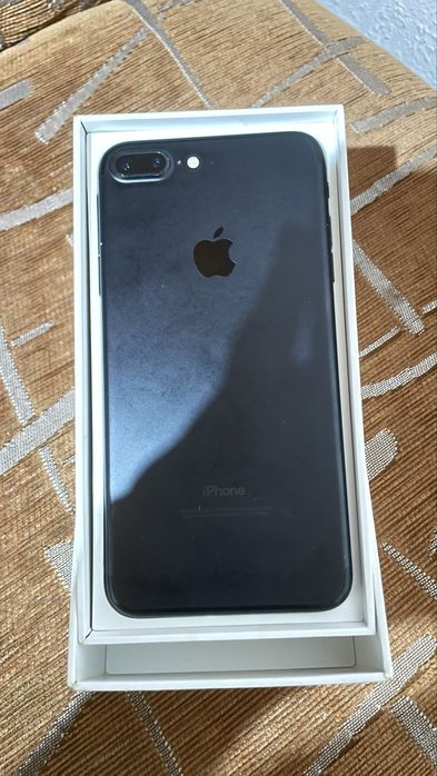 Iphone 7 plus rang qora