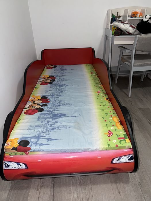 Pat baieti Fulger McQueen