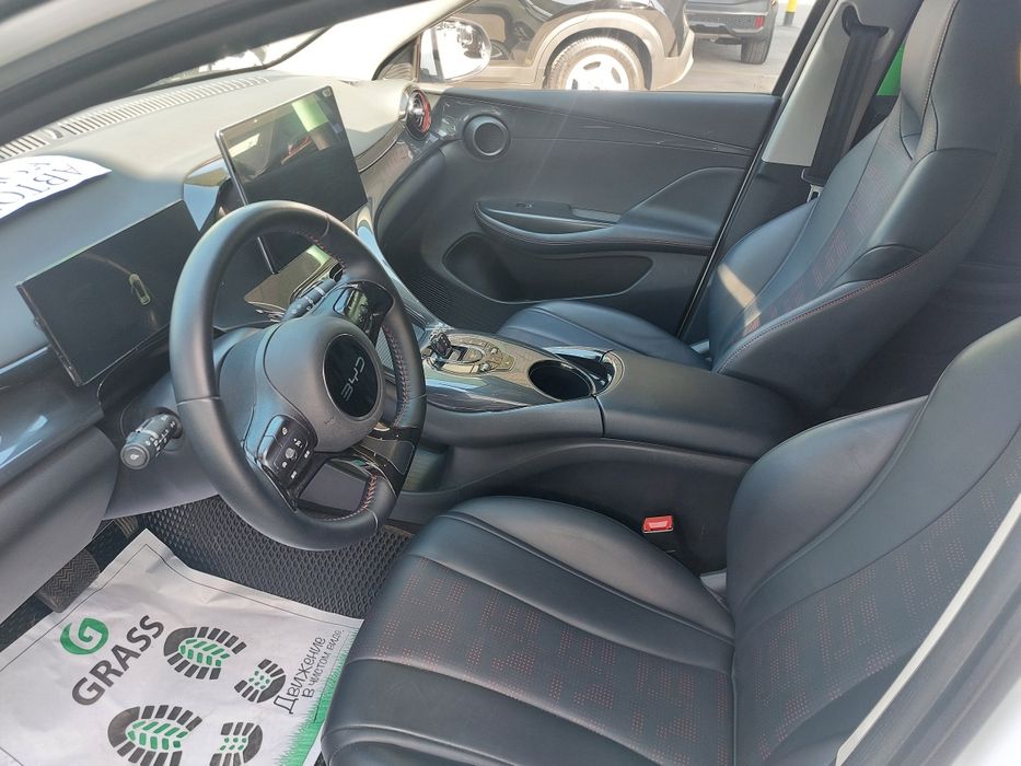 Продаю срочно е 2. Полный фул. Своя. Флешип люкс.