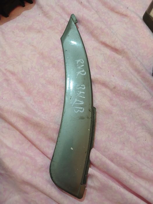 Накладка на выдвижную дверь Митсубиси RVR