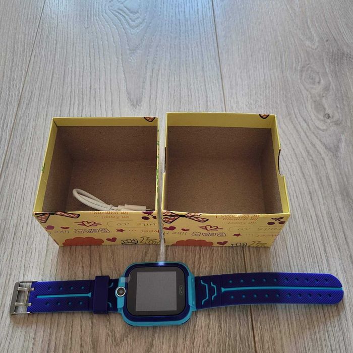 Детски смарт часовник - Чисто нов за момче. 22лв