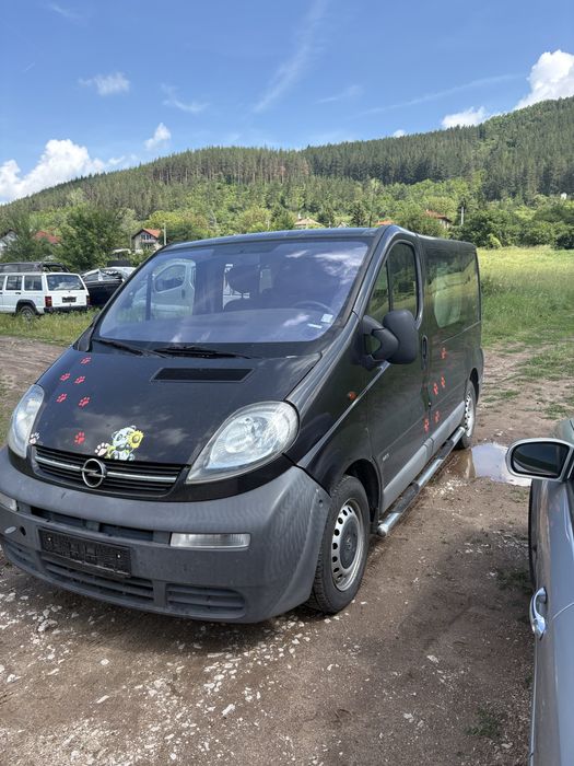 Opel Vivaro 1.9cdti за части
