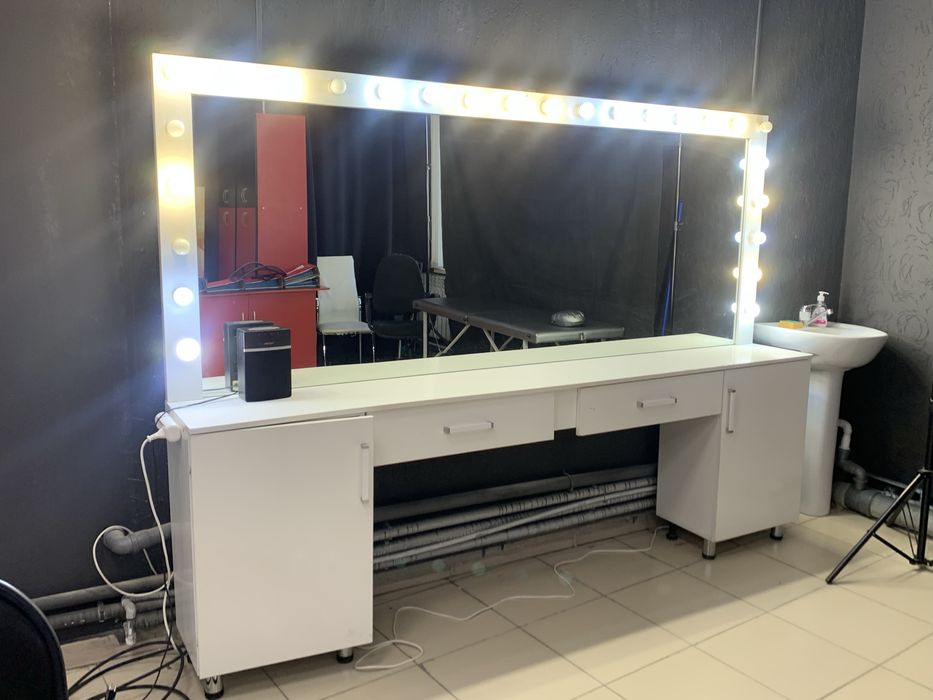 Продаются предметы для фотостудии