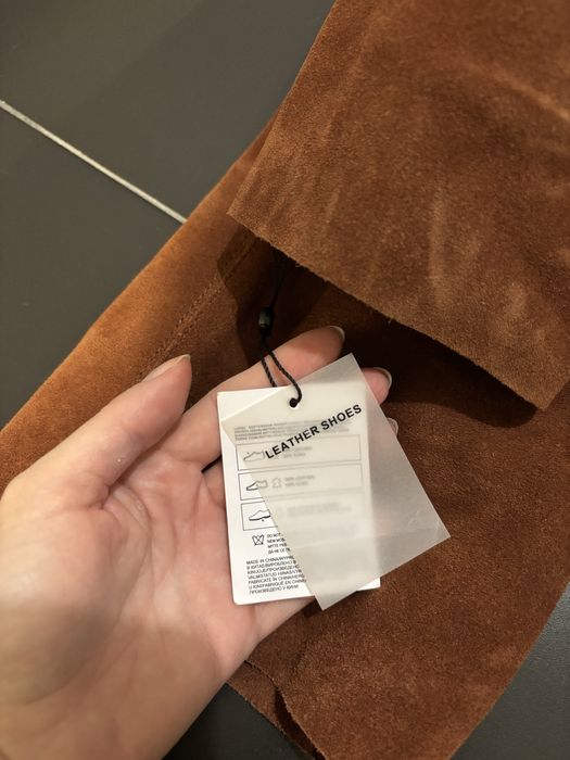 Чизми от естествен велур