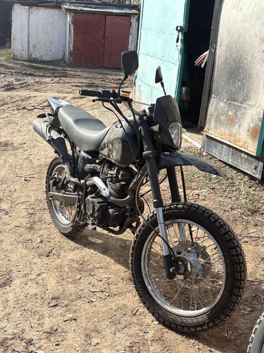 Продам мотоцикл эндуро