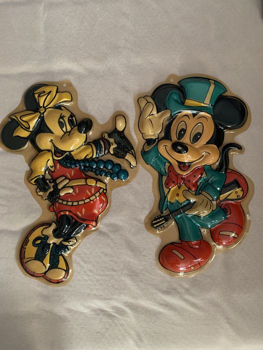 Апликации за стена с Мики Маус