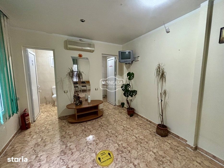 Spatiu comercial  30 mp si apartament 2 camere zona Marchian