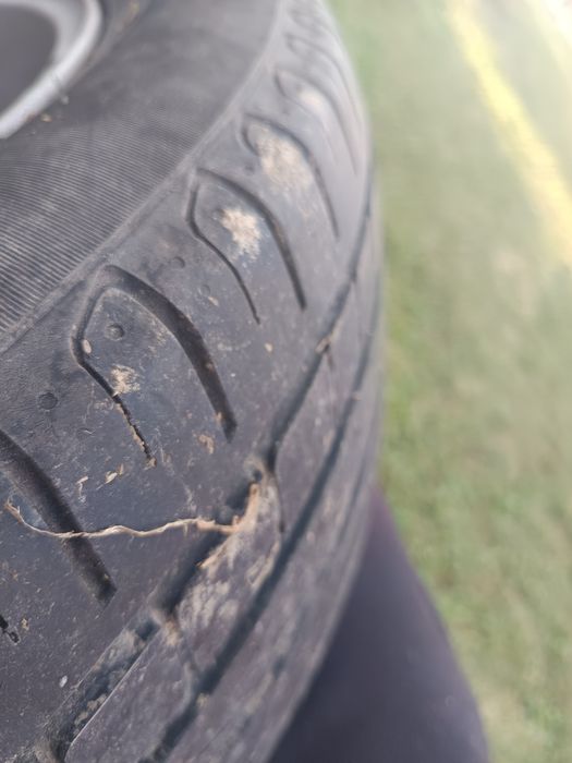 Jante aliaj 205/55 R16 cu anvelope Pirelli Cinturato