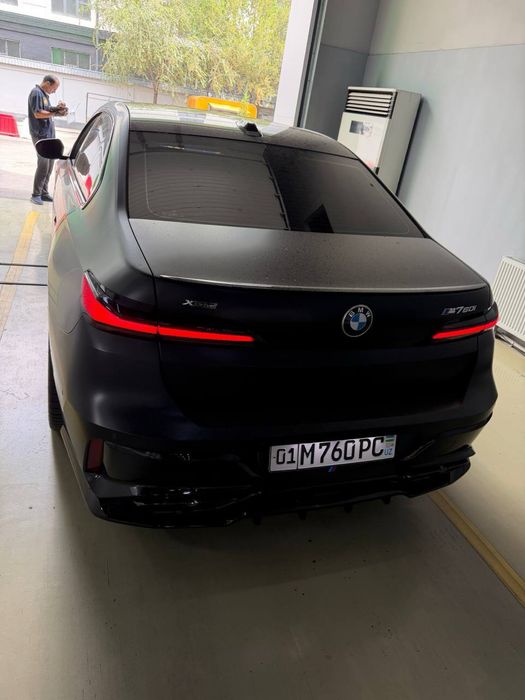 Продам Bmw 760i 2024 full. 4,4 бензин