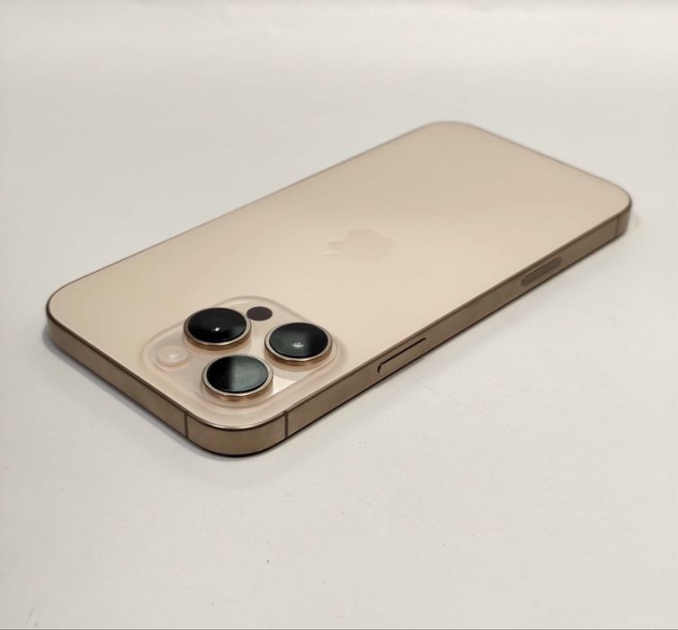 Iphon 16 pro max 256GB Desert titan