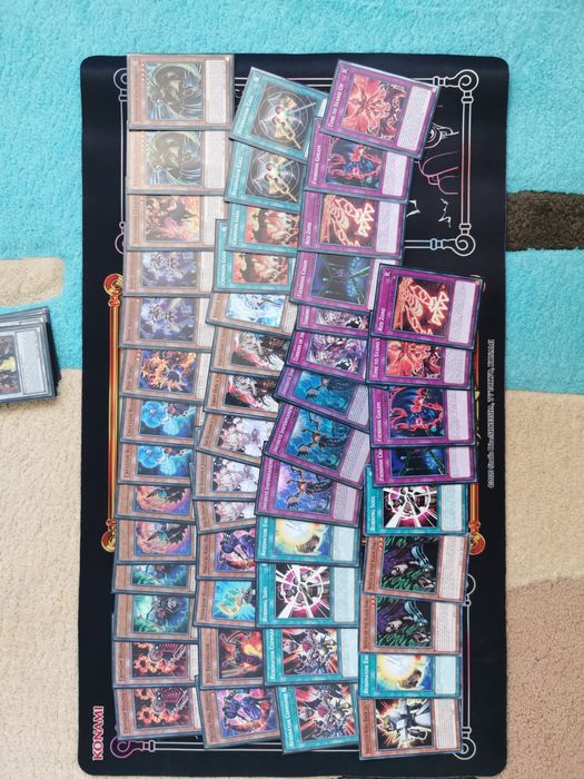 Продавам много ю ги о карти