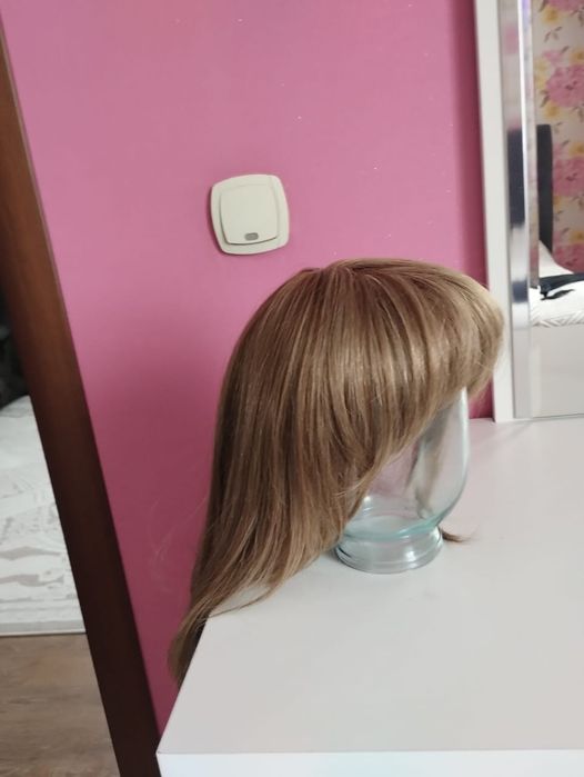 Продам натуральный парик