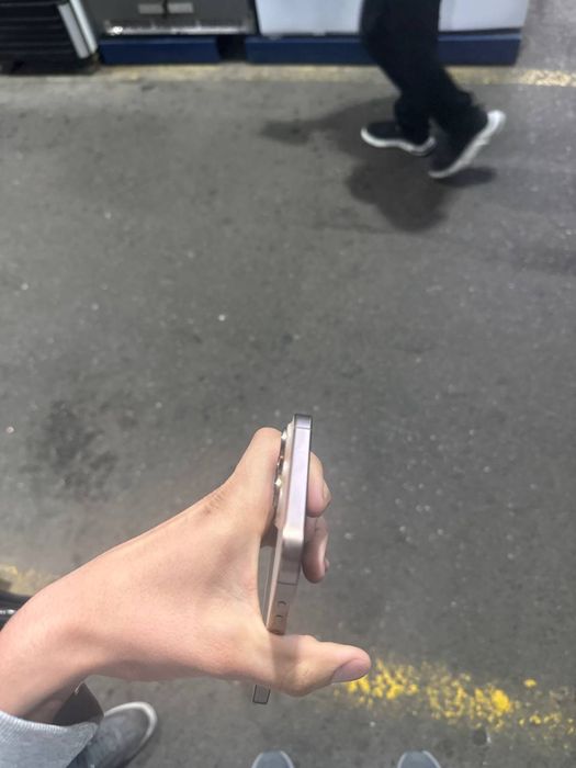 Iphone 16 pro max sotiladi holati norm