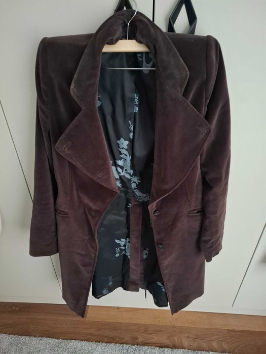 Trenci ,bluză marimea S cea mov cadou