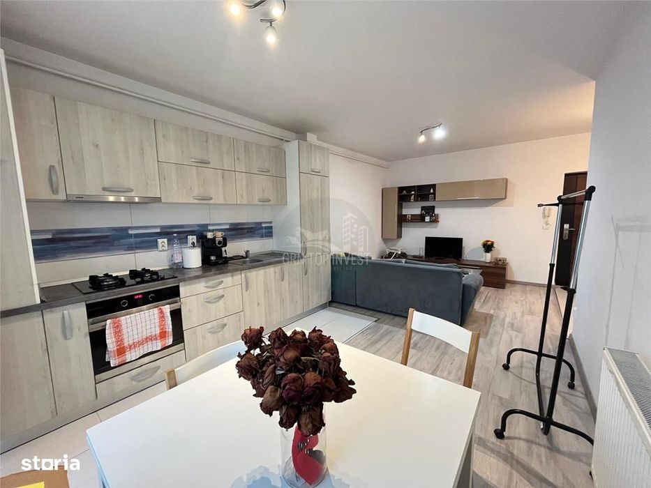 Apartament modern 2 camere terasa si parcare zona Centrala