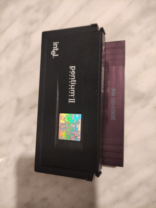 Procesor Intel Pentium II 300 Mhz Retro Vintage