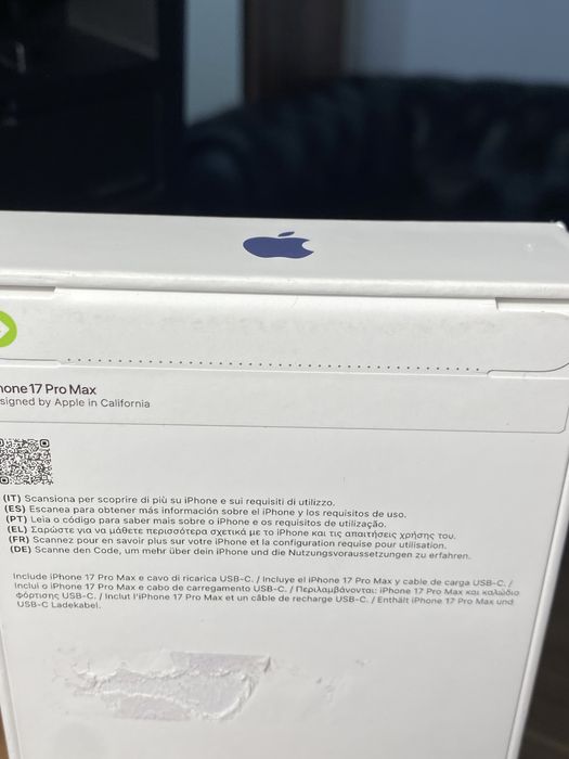 iPhone 17 Pro Max • 256 GB • Deep Blue