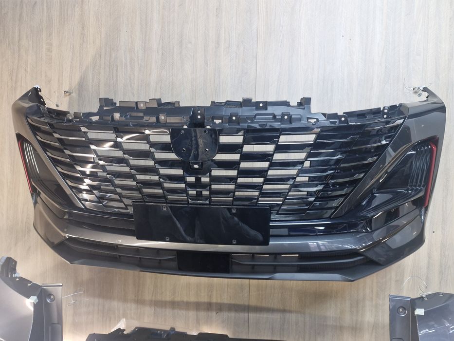 Передний бампер на Changan
