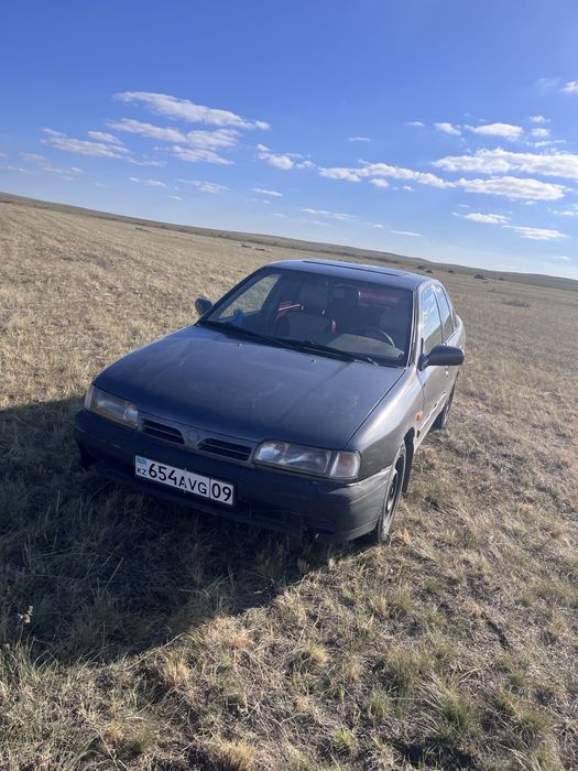 Nissan primera p10
