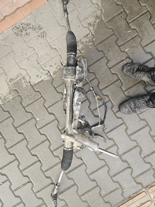 кормилна рейка за Land Rover Discovery(L550) 2.0 D