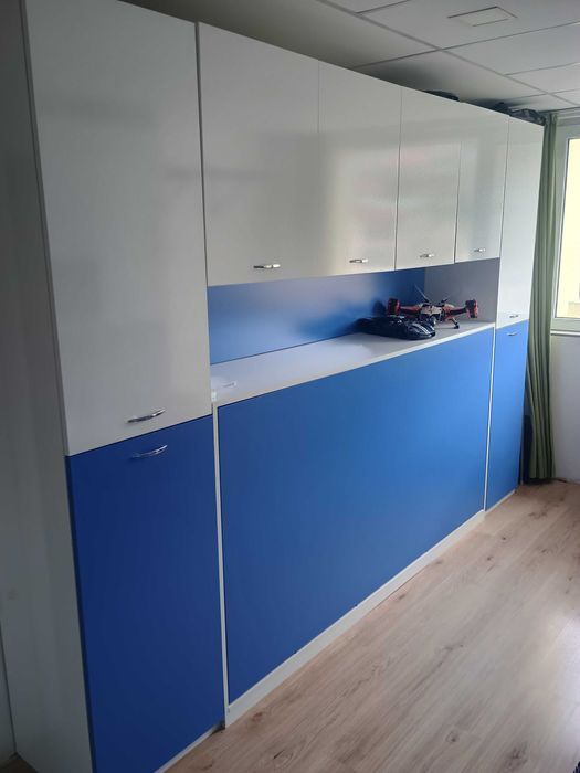 Падащо легло с повдигащ механизъм