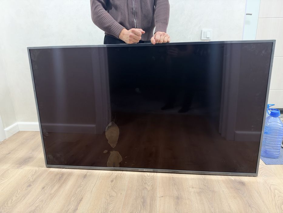 Телевизор LG 65 d