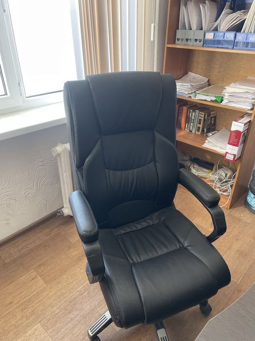 Продам офисную мебель