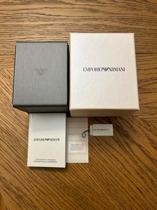 Ceas Emporio Armani – Nou, nepurtat, complet cu cutie și certificat