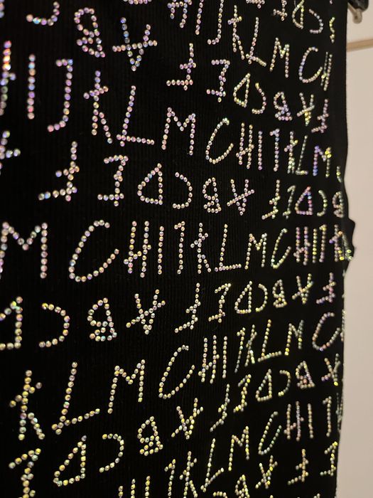 Черен къс потник,с блестящи камъчета