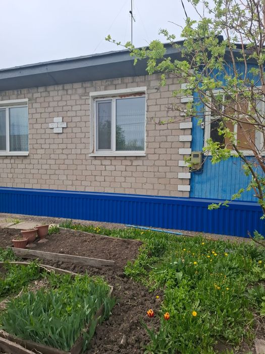 Продается  4 комнатный дом.