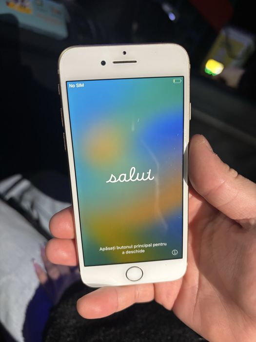 Vand iPhone 8 trebuie decodat,